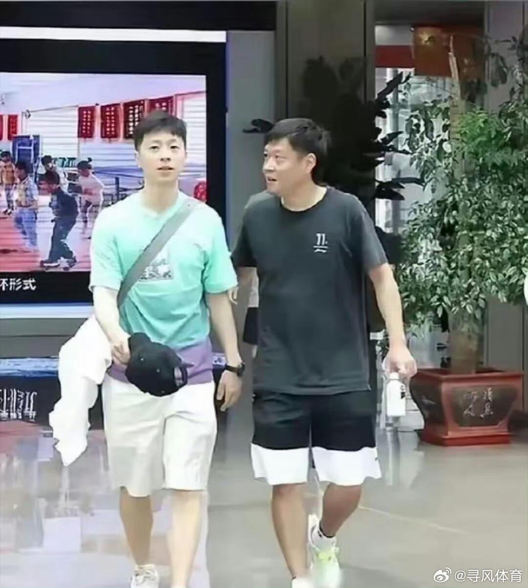 邱贻可回应与马龙两代人