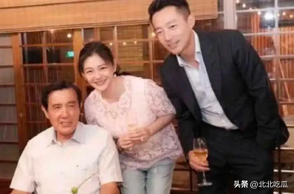 张兰给汪小菲马筱梅送婚礼祝福