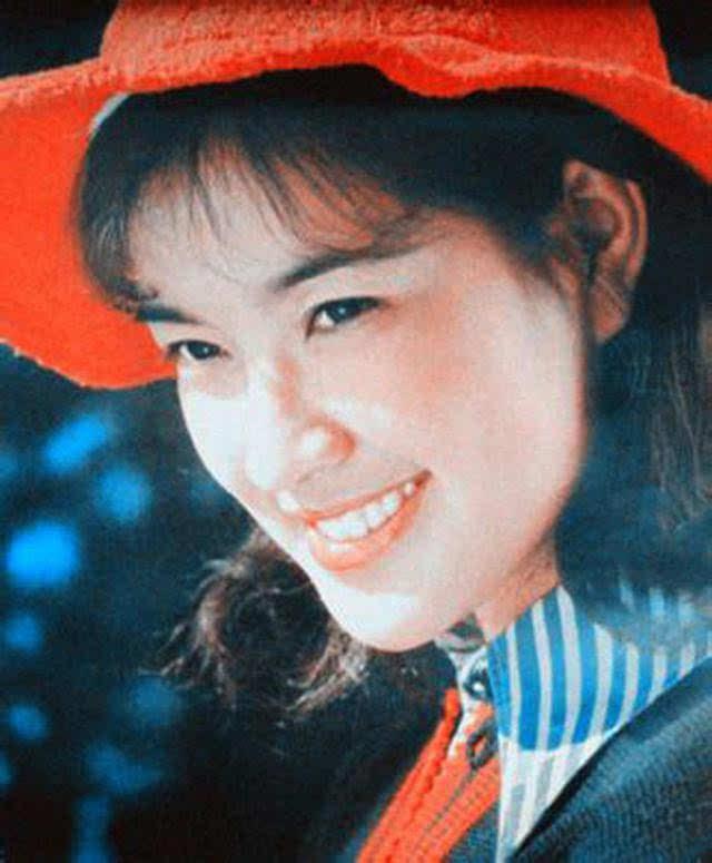 刘晓庆不喜欢被叫“庆奶”：为何她如此抗拒这个称呼？