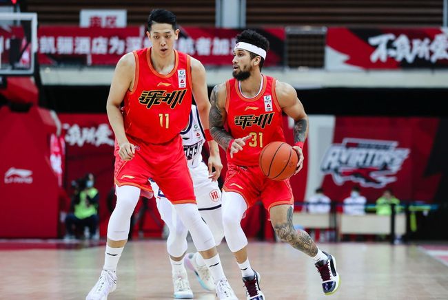 浙江广厦4-2北京首夺CBA总冠军