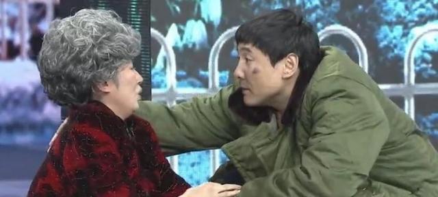 沈腾小品《扶不扶》具象化了