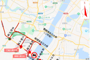 痛心！大学生坠入化粪池遇难 副校长被免职，校园安全再引热议