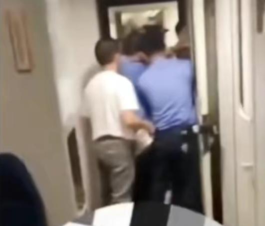 震惊！女幼师遭陌生男子连刺13刀身亡，案件细节令人发指！