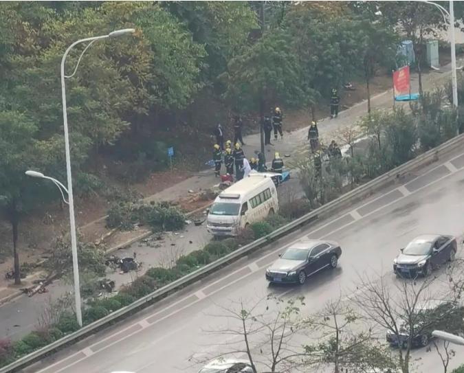震惊！吴京车坏在高速路上 没赶上比赛，背后真相令人意外！