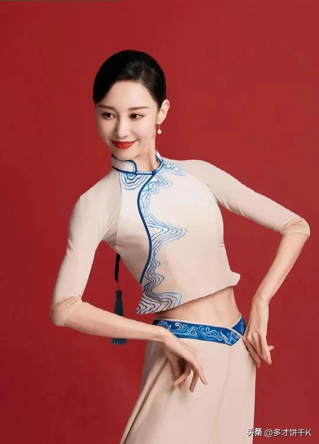 震撼！朱洁静春晚前放化疗25次，背后故事令人泪目！