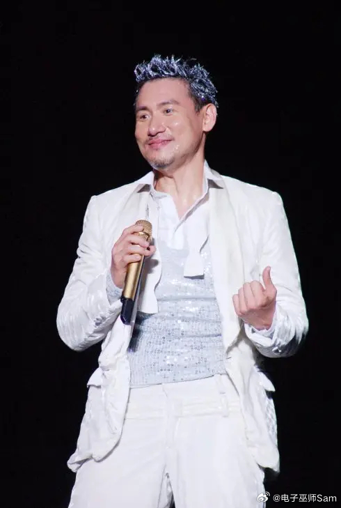 震惊！张学友演唱会撞期高考遭多人投诉，家长怒斥"不顾学子前途"