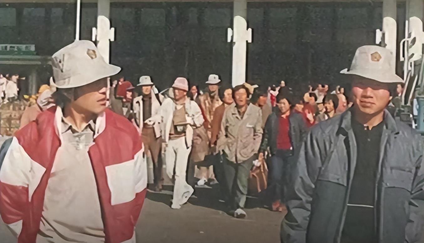 李在明含泪悼念卢武铉：悲痛背后的政治传承与民众期待