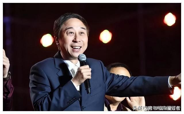 惊喜！冯巩有新身份，网友直呼：太适合了！